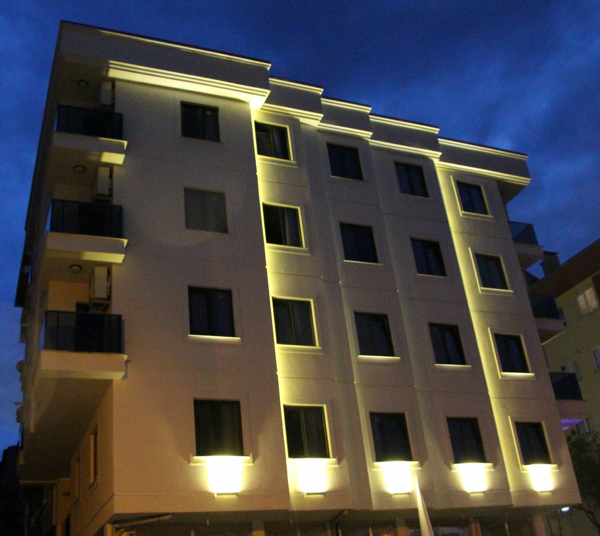 Ekinoks Suit & Apart Otel Trabzon Exteriör bild
